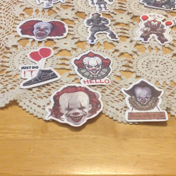 Scary Clowns / Horror stickers bundle, cellphone, hydroflask, crafts - Picture 5 of 5